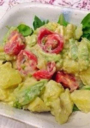 アボカドとトマトのポテトサラダ-レシピのメイン写真