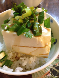 夏にさっぱり♪冷や奴丼-レシピのメイン写真