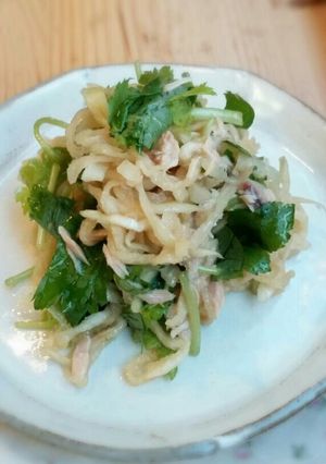 切干大根とみつ葉たっぷり♥はりはりサラダ-レシピのメイン写真