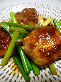 豚肉巻き豆腐とにんにくの芽の炒め物-レシピのメイン写真