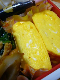*お弁当…とりあえず甘い卵焼き-レシピのメイン写真