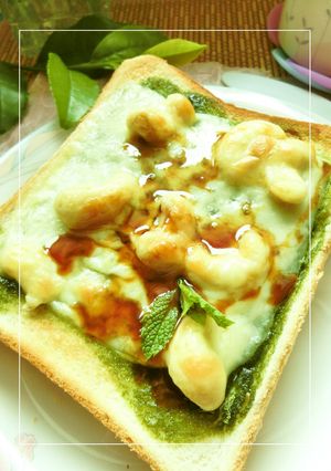 ナッツ入り♡黒蜜抹茶チーズトースト-レシピのメイン写真
