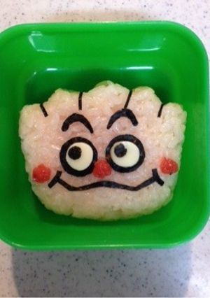 キャラおにぎり☆クリームパンダ-レシピのメイン写真