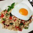 簡単♪ガパオライス★鶏肉のバジル炒めご飯