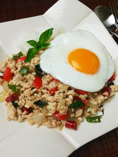 簡単♪ガパオライス★鶏肉のバジル炒めご飯-レシピのメイン写真