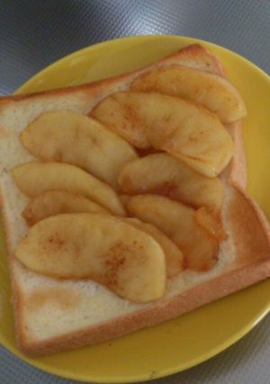 パイ生地いらず！食パンでアップルパイ風！-レシピのメイン写真
