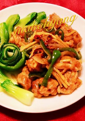 鶏もも肉炒め 五香粉風味＊青梗菜の花飾り-レシピのメイン写真