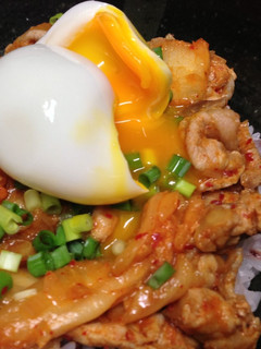 簡単激ウマ味噌豚キムチ丼♫-レシピのメイン写真