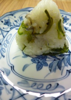 しそのみわかめとちりめんじゃこのおにぎり-レシピのメイン写真