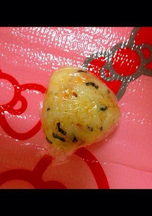 簡単！さっぱり❀﻿梅のりたまおにぎり-レシピのメイン写真