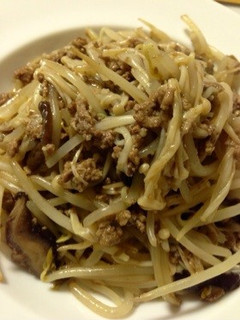 簡単!節約♪挽肉ともやしのピリ辛炒め-レシピのメイン写真