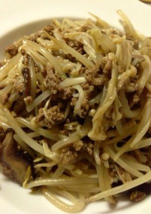 簡単!節約♪挽肉ともやしのピリ辛炒め-レシピのメイン写真