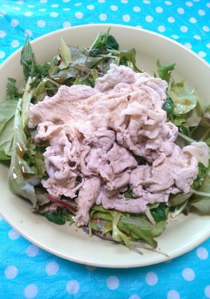ベビーリーフ豚肉サラダ-レシピのメイン写真