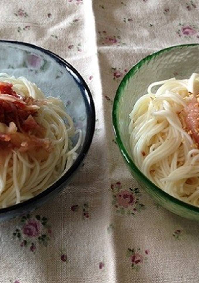 簡単涼麺☆明太子と梅おかかの変り素麺二種-レシピのメイン写真