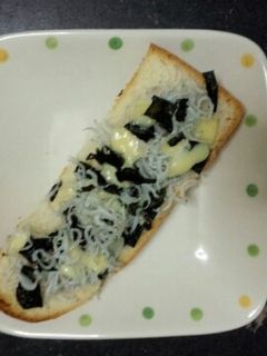 ジャコノリチーズトースト-レシピのメイン写真