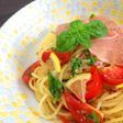 トマトと生ハムの冷製パスタ レモン風味