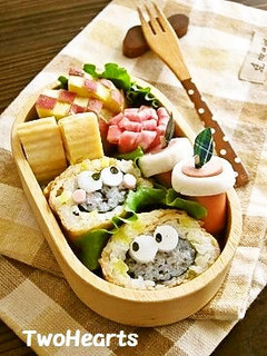 キャラ弁✿稲荷deまっくろくろすけ巻き-レシピのメイン写真