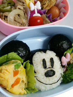 ミッキー簡単キャラ弁♪-レシピのメイン写真