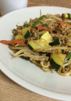ズッキーニとたっぷり野菜のカレー炒め✳︎-レシピのメイン写真