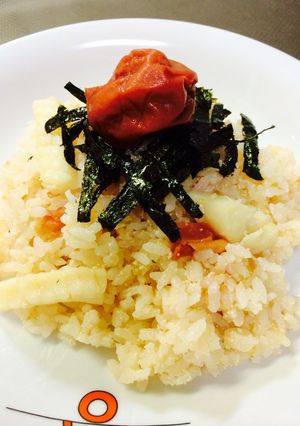 炊飯器で♪イカたらこピラフ☆梅和え☆-レシピのメイン写真