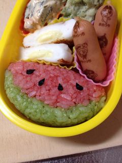 デコふりで簡単夏のスイカ キャラ弁-レシピのメイン写真