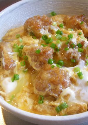 簡単に出来るザンギのふわとろ卵とじ丼-レシピのメイン写真