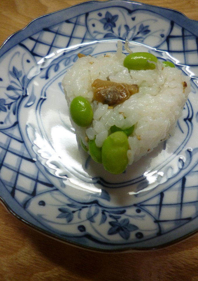 あさりの佃煮とえだまめ入り寿司飯おにぎり-レシピのメイン写真