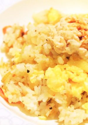 ふわふわ卵入りレモン風味塩チャーハン-レシピのメイン写真