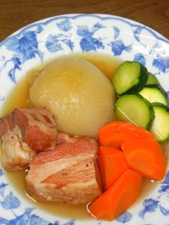 新玉ねぎとベーコンブロックのスープ煮-レシピのメイン写真