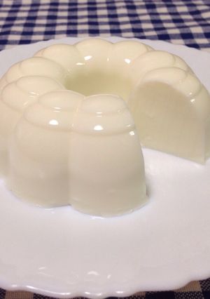 純白ぷるん〜ヨーグルトババロア〜-レシピのメイン写真