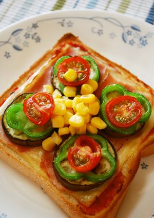 夏野菜のピザトースト-レシピのメイン写真