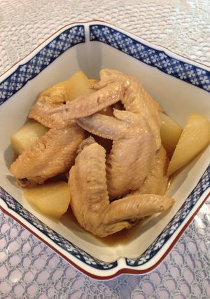 噛むカム 鳥手羽先と大根の煮物-レシピのメイン写真