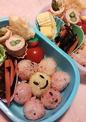 ニコニコお花のお弁当-レシピのメイン写真