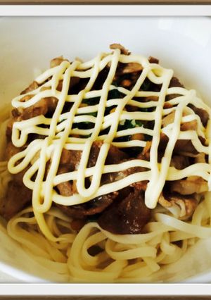 納豆&豚肉&マヨの簡単うどん♬-レシピのメイン写真