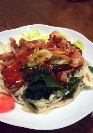 十三浜ワカメうどんコチュジャンタレ冷し麺-レシピのメイン写真