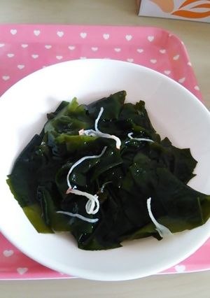 わかめとかにかまの酢の物-レシピのメイン写真