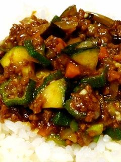 簡単★☆夏野菜たっぷりキーマカレー-レシピのメイン写真
