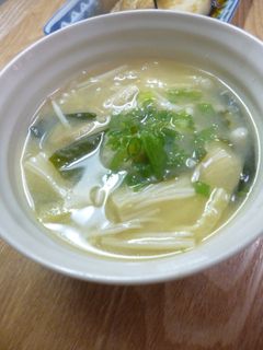 えのきだけ・わかめ・あげのみそ汁-レシピのメイン写真