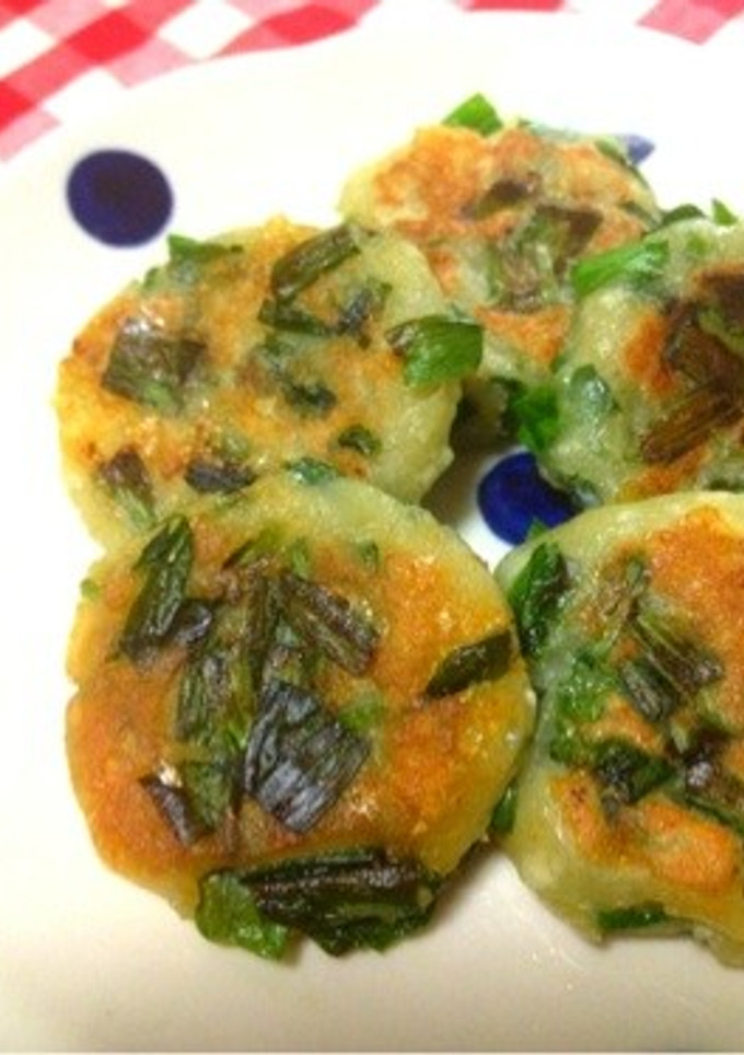 ニラとはんぺんのもちふわ焼き-レシピのメイン写真