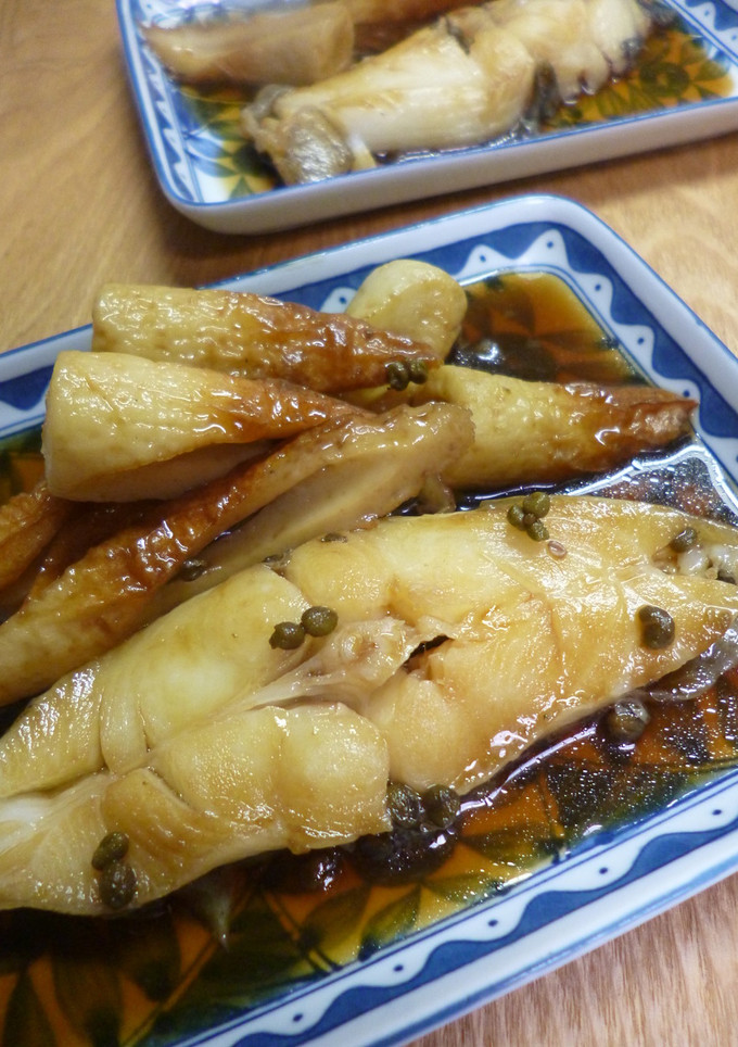 カレイとちくわの煮つけ(山椒風味)-レシピのメイン写真