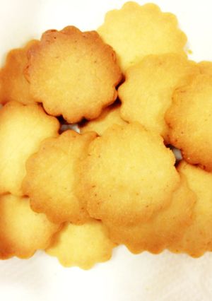 誰でも簡単！蜂蜜クッキー-レシピのメイン写真