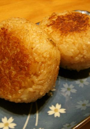 きなこだれでビックリ旨ッ‼新焼きおにぎり-レシピのメイン写真