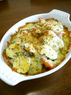 ピリ旨❤トマトとズッキーニのチーズ焼き♪-レシピのメイン写真