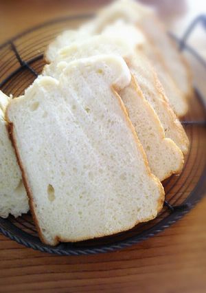 しっとりあまふわ♪練乳食パン-レシピのメイン写真