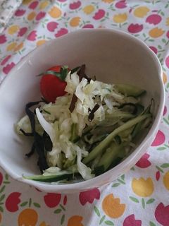 付け合わせ~野菜の塩昆布あえ-レシピのメイン写真