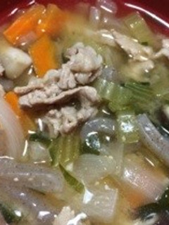 こんにゃく入り根菜味噌汁-レシピのメイン写真