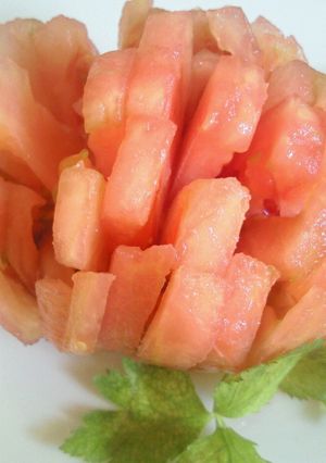 トマトの飾り切り-レシピのメイン写真