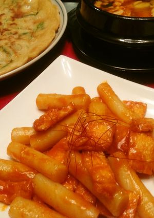 トッポギ〜韓国餅の甘辛煮〜-レシピのメイン写真