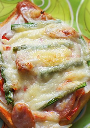 野菜たっぷりピザトースト-レシピのメイン写真