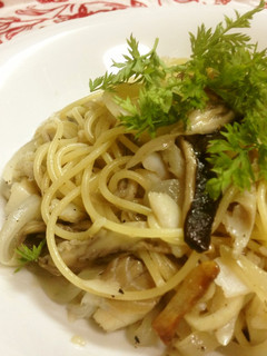 タラとキノコと玉ねぎの和風パスタ♪-レシピのメイン写真